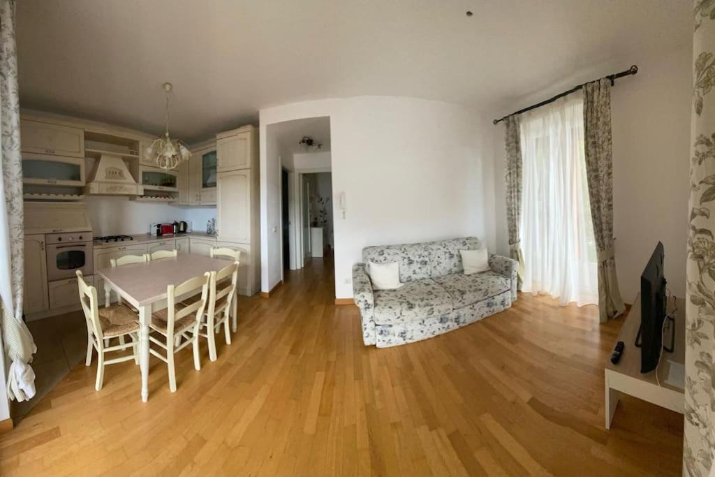 Vista Lago Panoramica Colonno Екстериор снимка